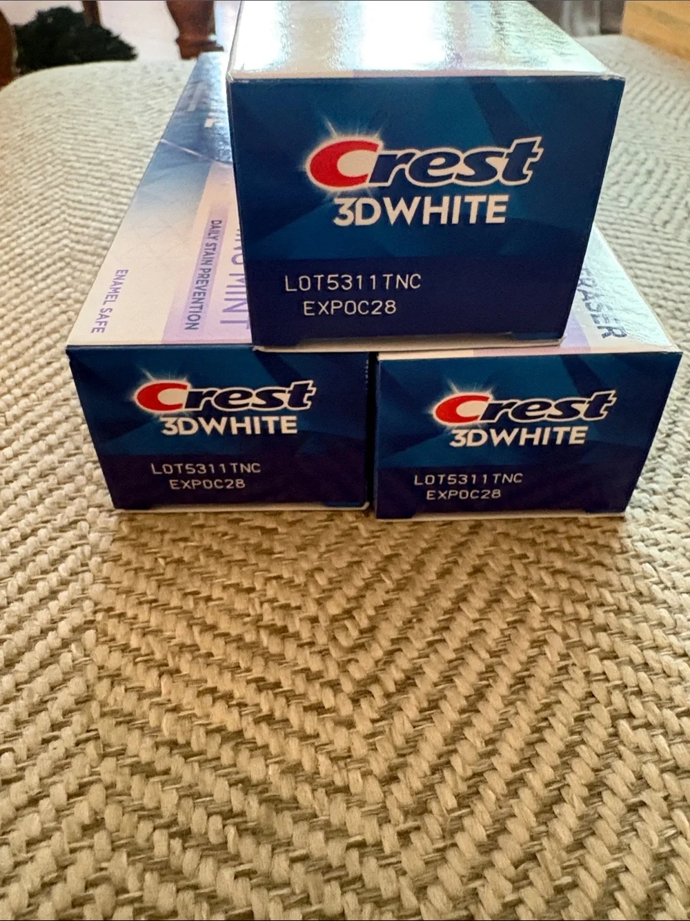 Crest 3D White Polishing Mint Stain Eraser Toothpaste - Set of 3